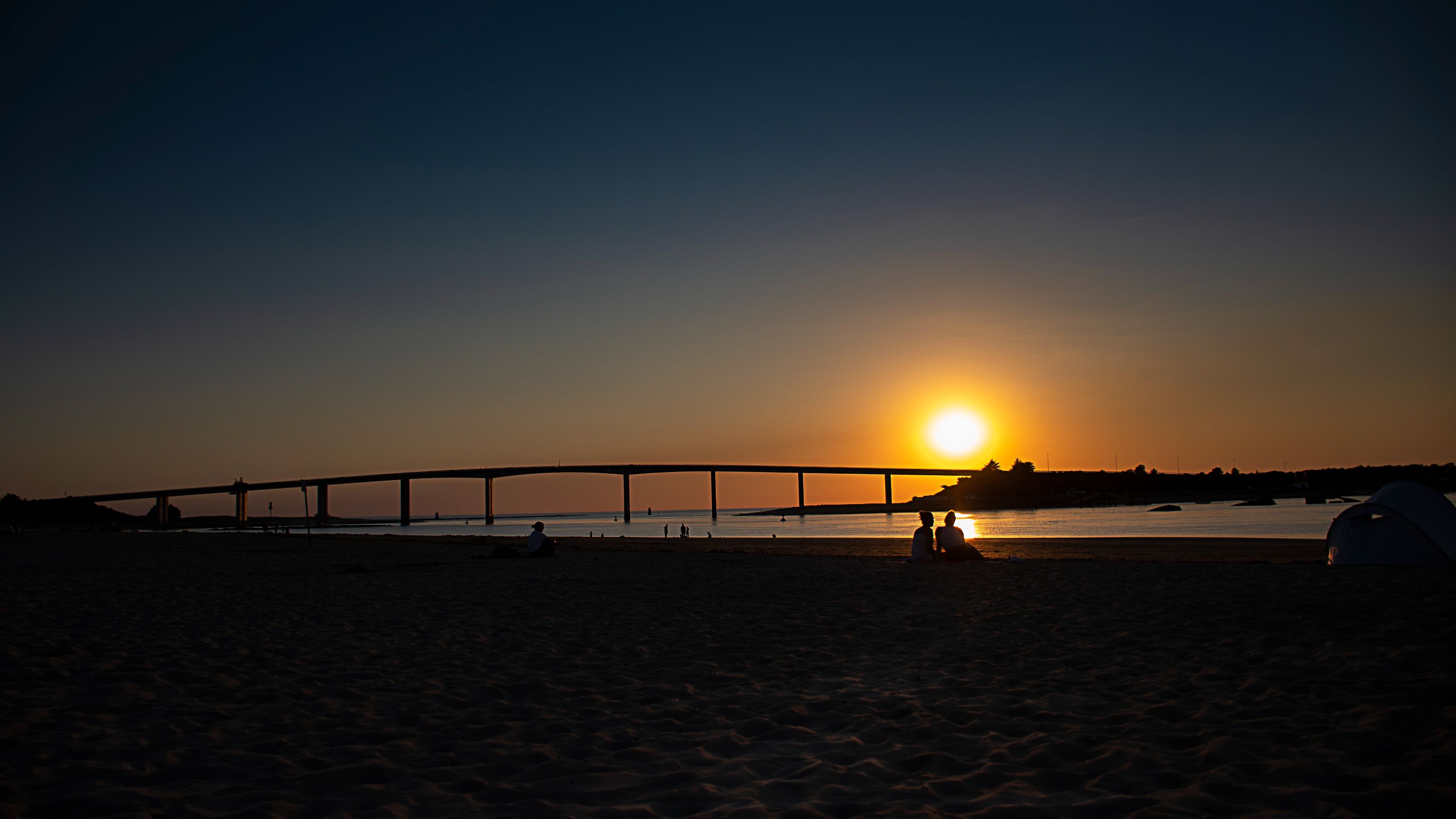 2022-08-10-Barre des Monts-Coucher de Soleil-Pont de Noiremoutier